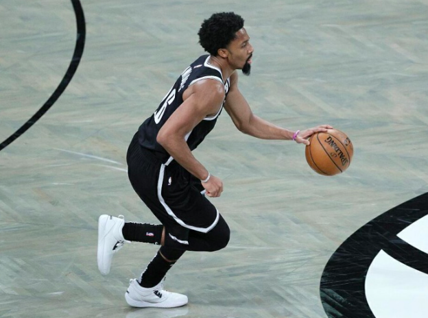  篮网签下自由球员约翰逊补强后卫线  